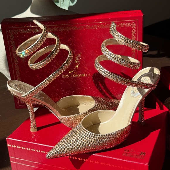 Rene Caovilla Shoes - NIB! Rene Caovilla Cleo Gold Pumps - Size 38